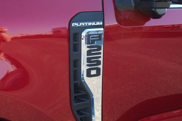 2025 Ford F-250 Platinum
