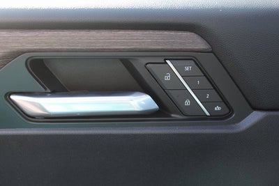 2024 GMC Acadia Denali