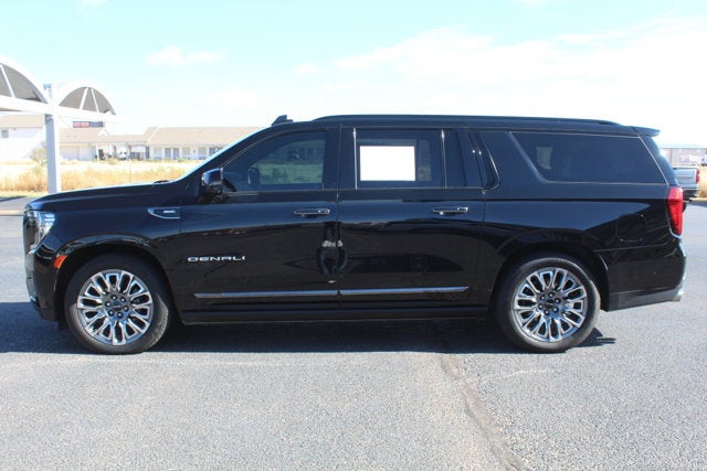 2023 GMC Yukon XL Denali Ultimate