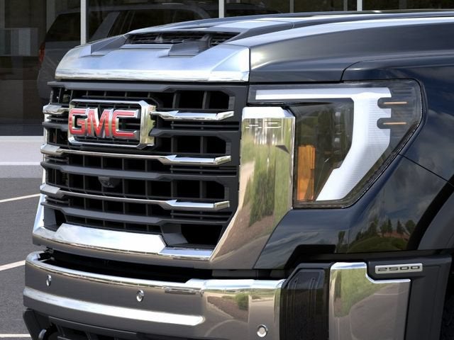 2026 GMC Sierra 2500HD SLT - Photo 13
