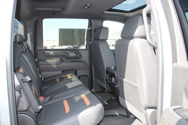 2025 GMC Sierra 2500 HD AT4