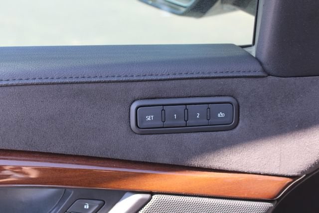 2020 Cadillac Escalade Luxury