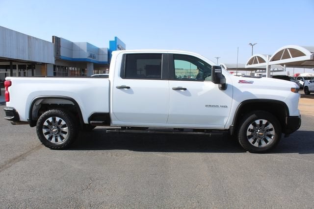 2024 Chevrolet Silverado 2500 HD Custom