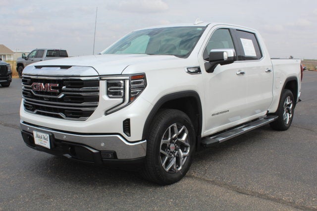 2025 GMC Sierra 1500 SLT