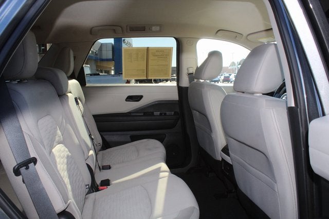 2023 Nissan Pathfinder SV