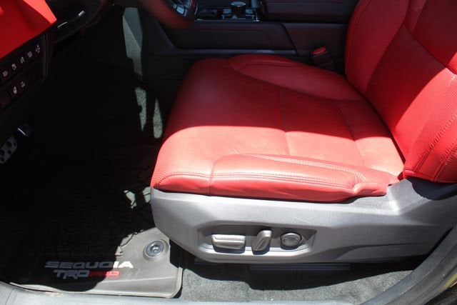 2025 Toyota Sequoia SR5