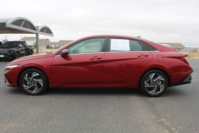 2024 Hyundai Elantra Limited